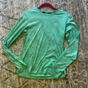 nike running long sleeve